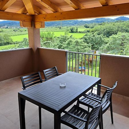 Posestvo Rouna - Winery And Apartments 비파바 외부 사진