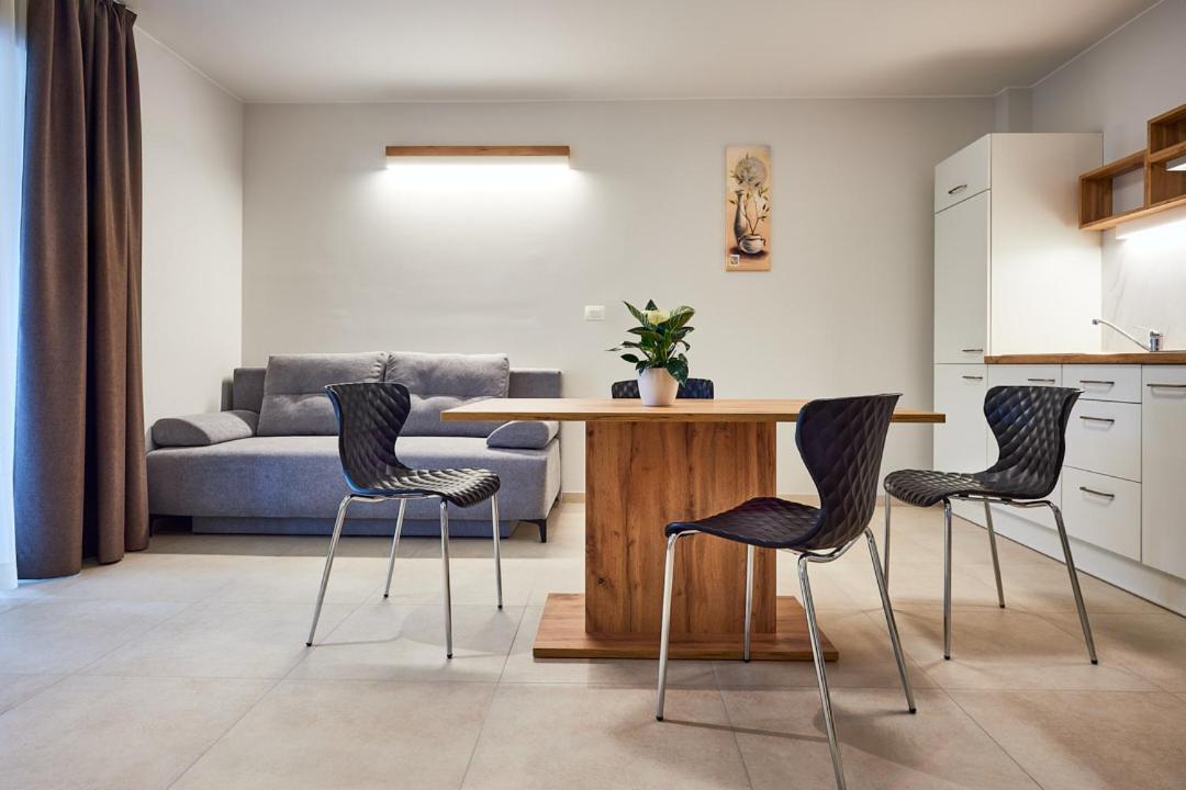 Posestvo Rouna - Winery And Apartments 비파바 외부 사진