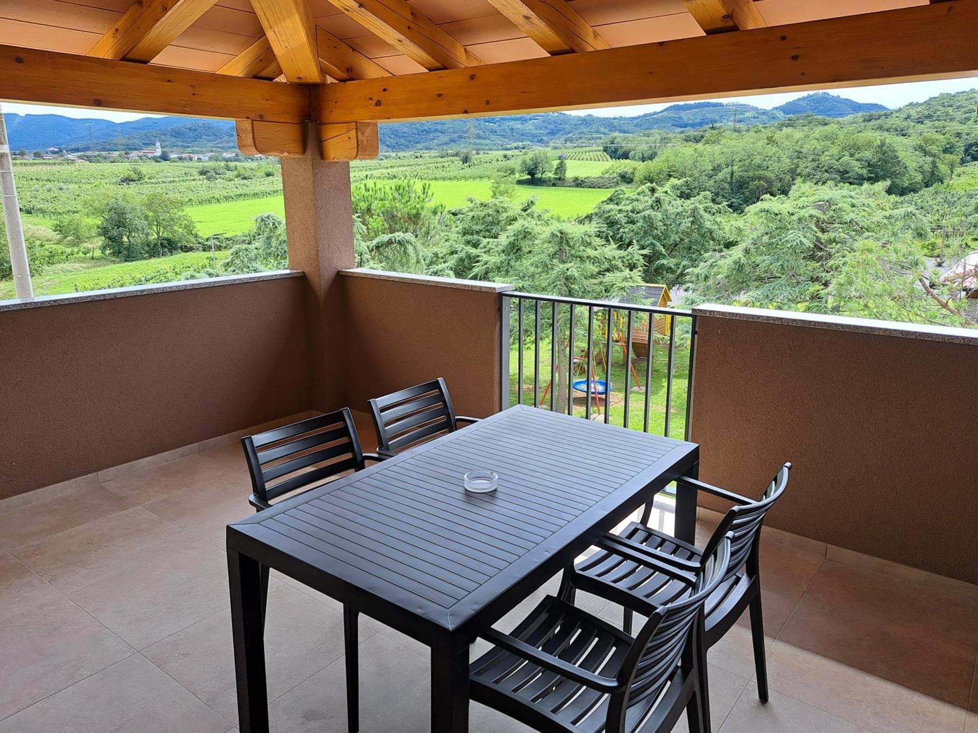Posestvo Rouna - Winery And Apartments 비파바 외부 사진